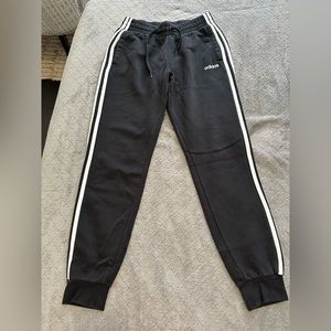adidas jogger sweatpants
